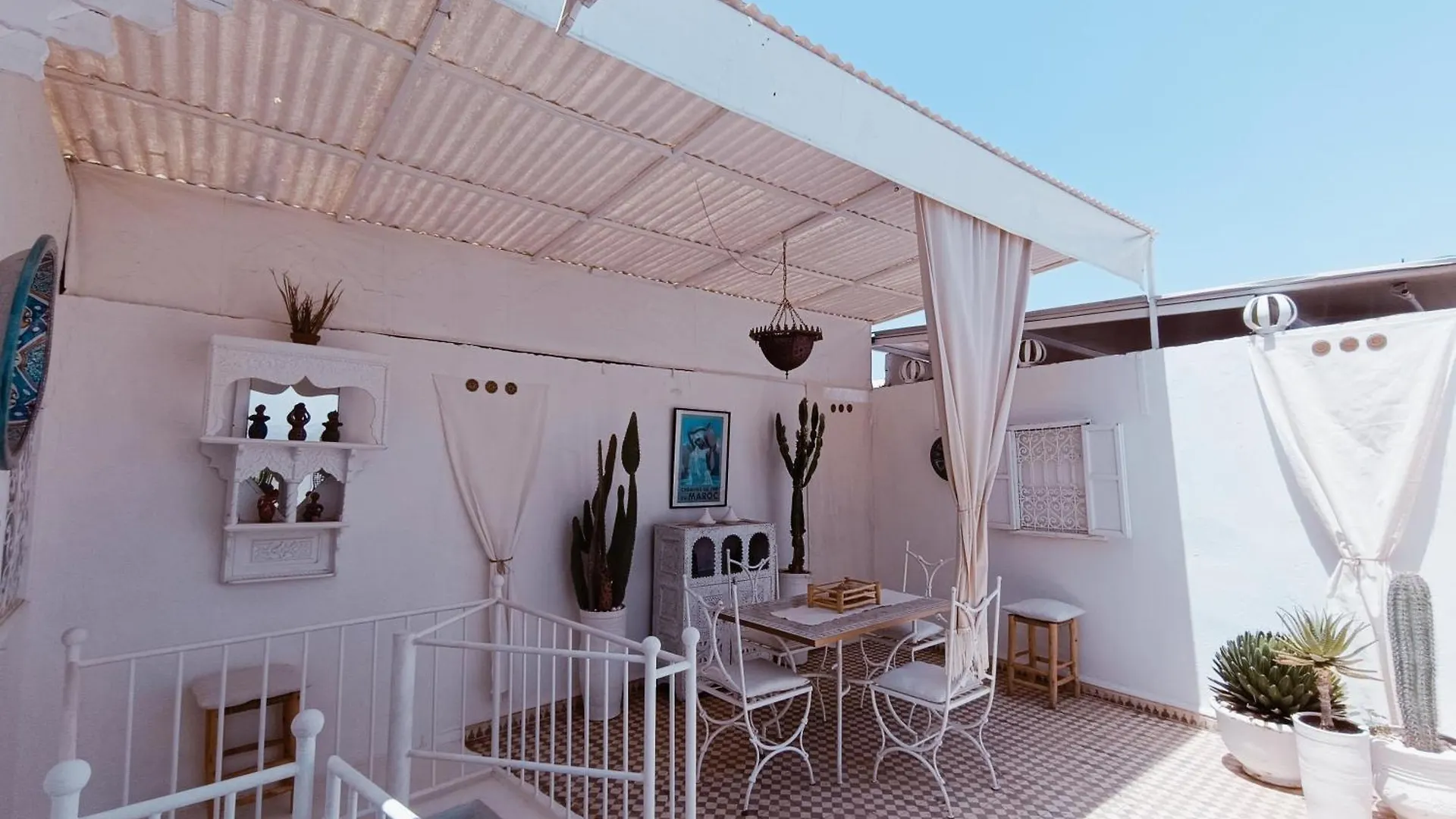 Studio Blanco Medina Avec Terrasse Marrákes Marokkó